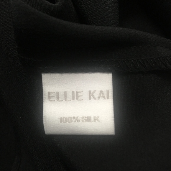 NWOT Silk Blouse Black Short Sleeve 8 M - Picture 6 of 6